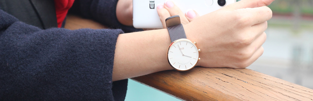 Elephone W2 - analogowy smartwatch